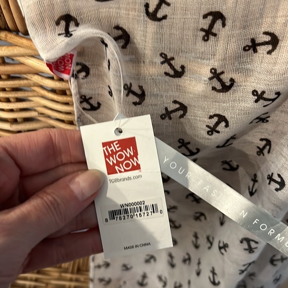 Anchor Wrap New Shawl Fringe One Size - Picture 2 of 3